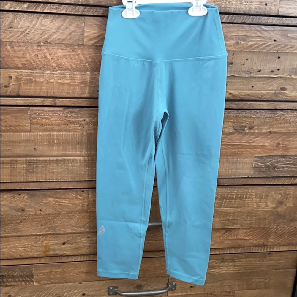 Women’s P’tula workout capris